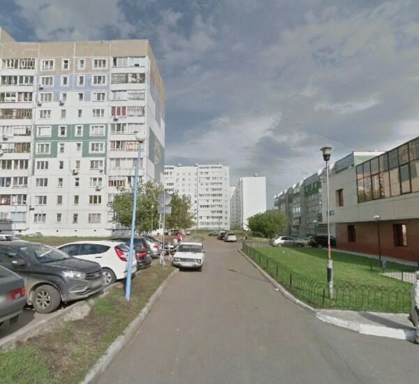 Банкомат Автоградбанка по адресу просп. Набережночелнинский,  д. 88