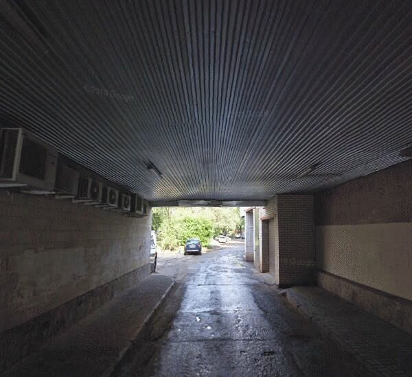 Банкомат Сбербанка России по адресу просп. Вахитова,  д. 14а