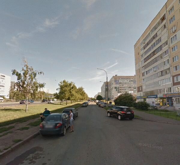 Банкомат Сбербанка России по адресу просп. Набережночелнинский,  д. 80